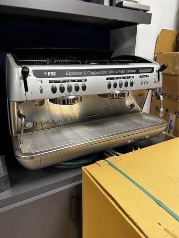 Faema E92 Espresso Kahve Makinesi 2 Gruplu, Kullanılmış