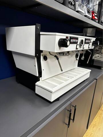 La Marzocco Linea 2 Gruplu Espresso Makinesi, Tall Cup, Kullanılmış