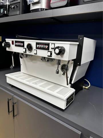 La Marzocco Linea 2 Gruplu Espresso Makinesi, Tall Cup, Kullanılmış